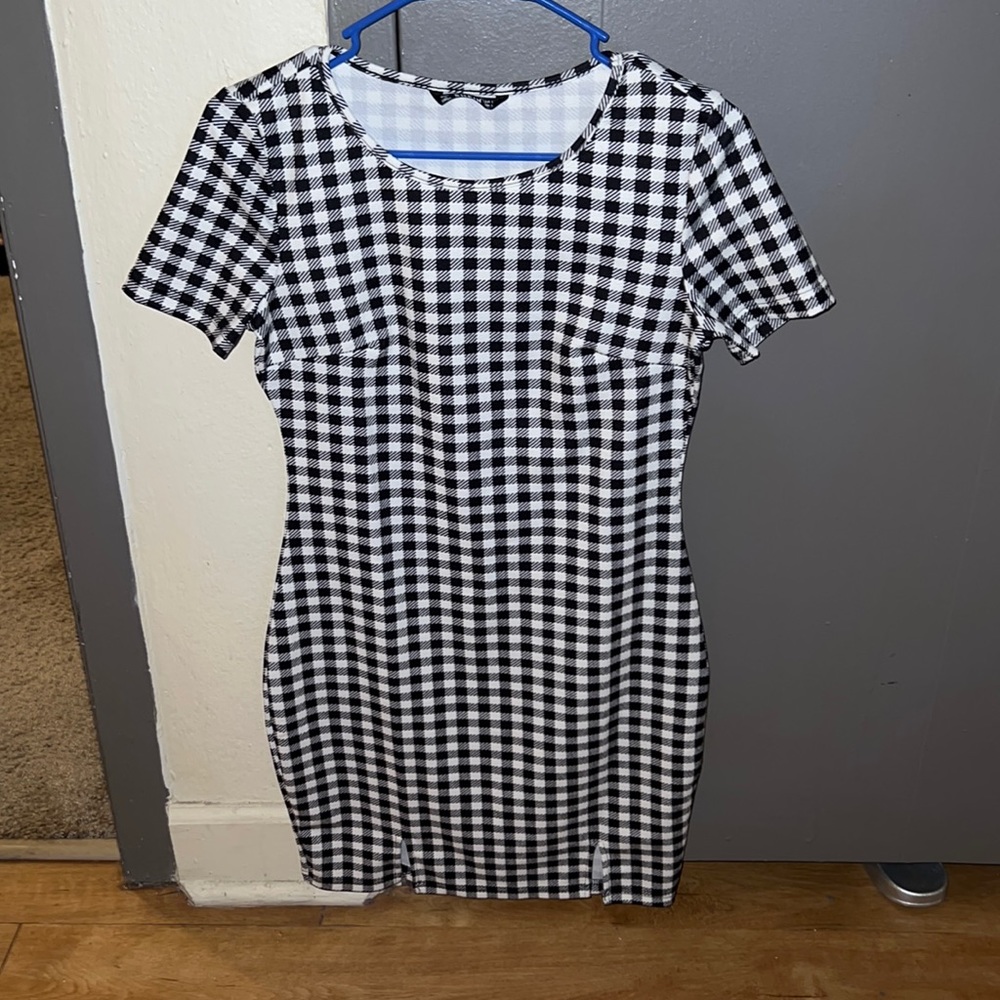 Shein dress size small, never worn
